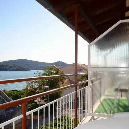House In Tisno